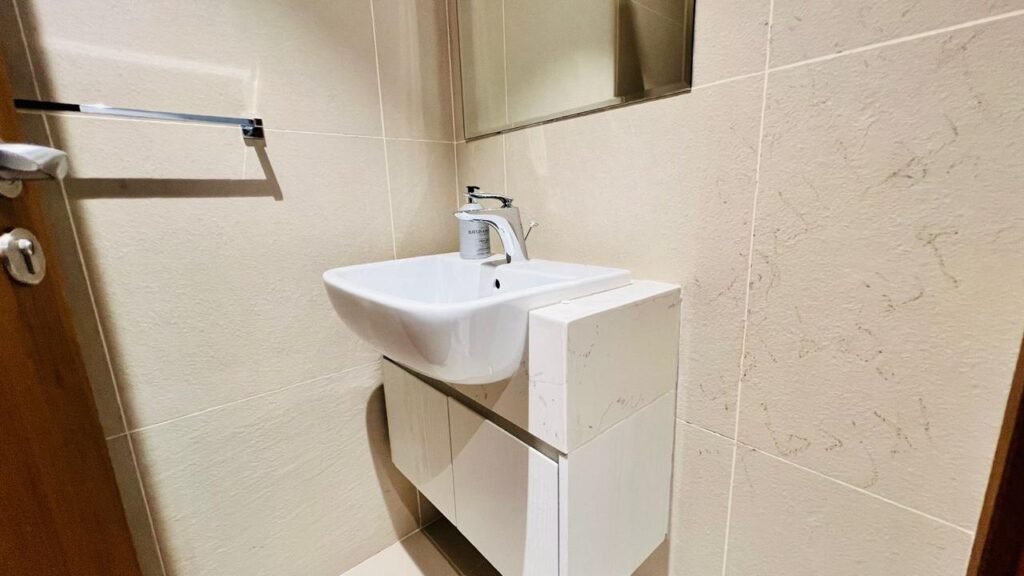 WhatsApp Image 2025-11-14 at 3.57.58 PM (7)